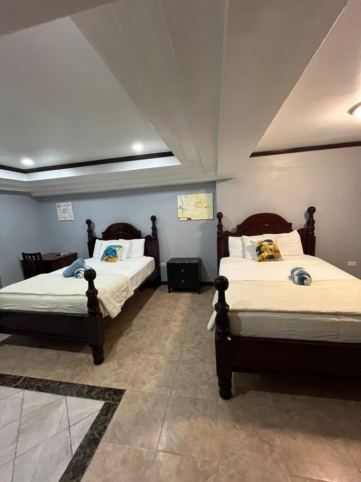 בליז סיטי Seaside Chateau Resort מראה חיצוני תמונה